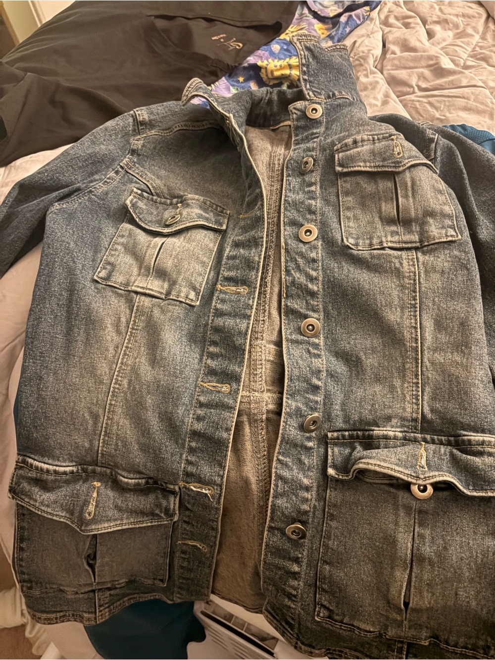 Women’s size small fitted jean jacket